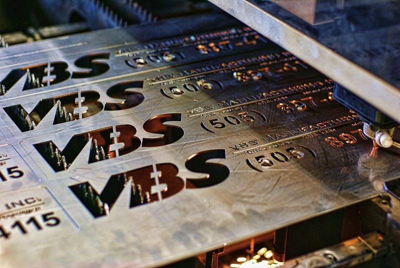 Laser cutting machine